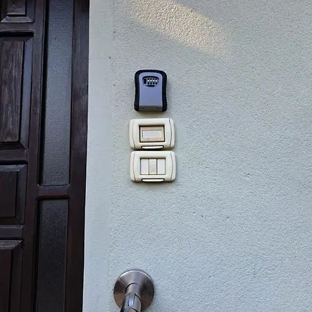 & Blue House